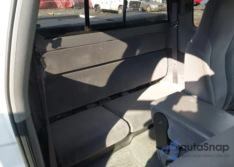 2000 Dodge Dakota Slt/Sport z USA, uszkodzony, nr VIN 1B7GL22XXYS572043